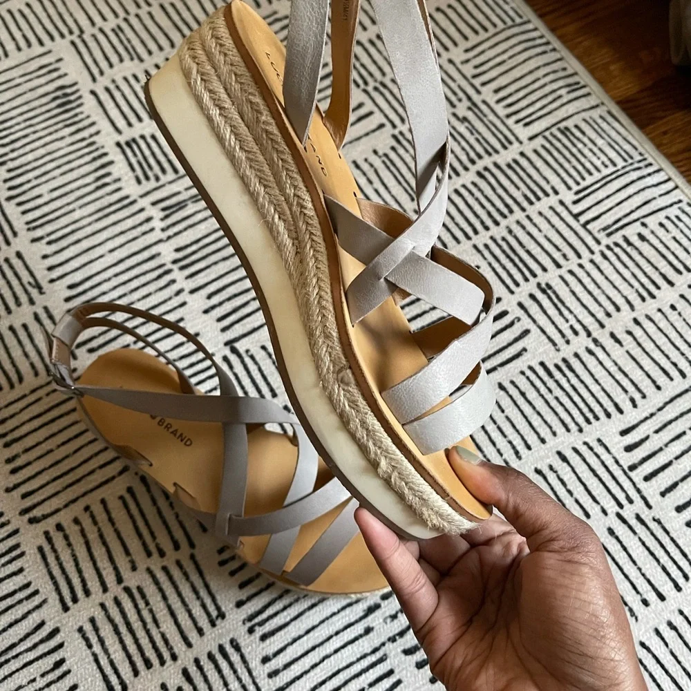 Lucky Brand cute wedge